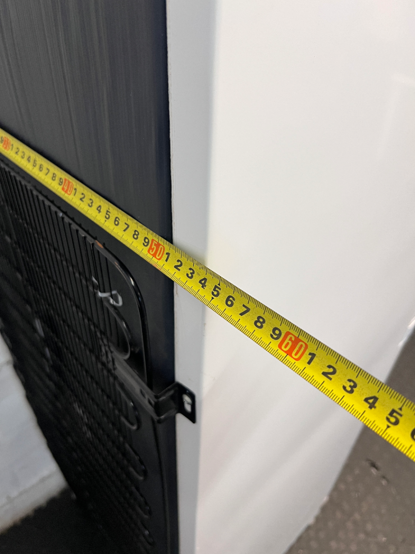 Defy C-300 Upright Fridge Freezer in White — Good Working Order - Fair Condition - 2ndhandwarehouse.com