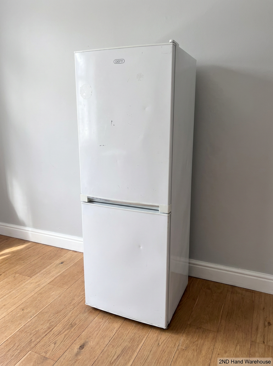 Defy C-300 Upright Fridge Freezer in White — Good Working Order - Fair Condition - 2ndhandwarehouse.com