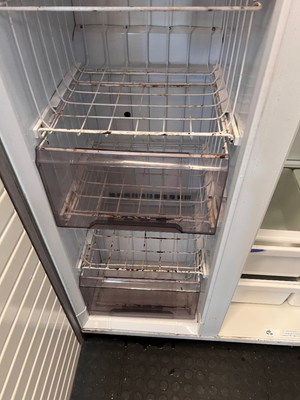 Defy Double Door Fridge Freezer - Silver (Partial Freezer & Rust Issues) - 2ndhandwarehouse.com