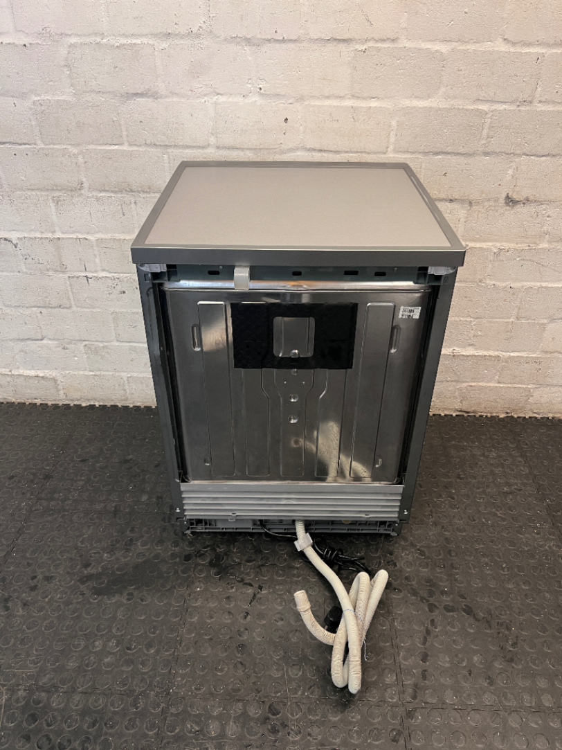 Defy Silver Freestanding Dishwasher — Working Order with Surface Scratches on Top