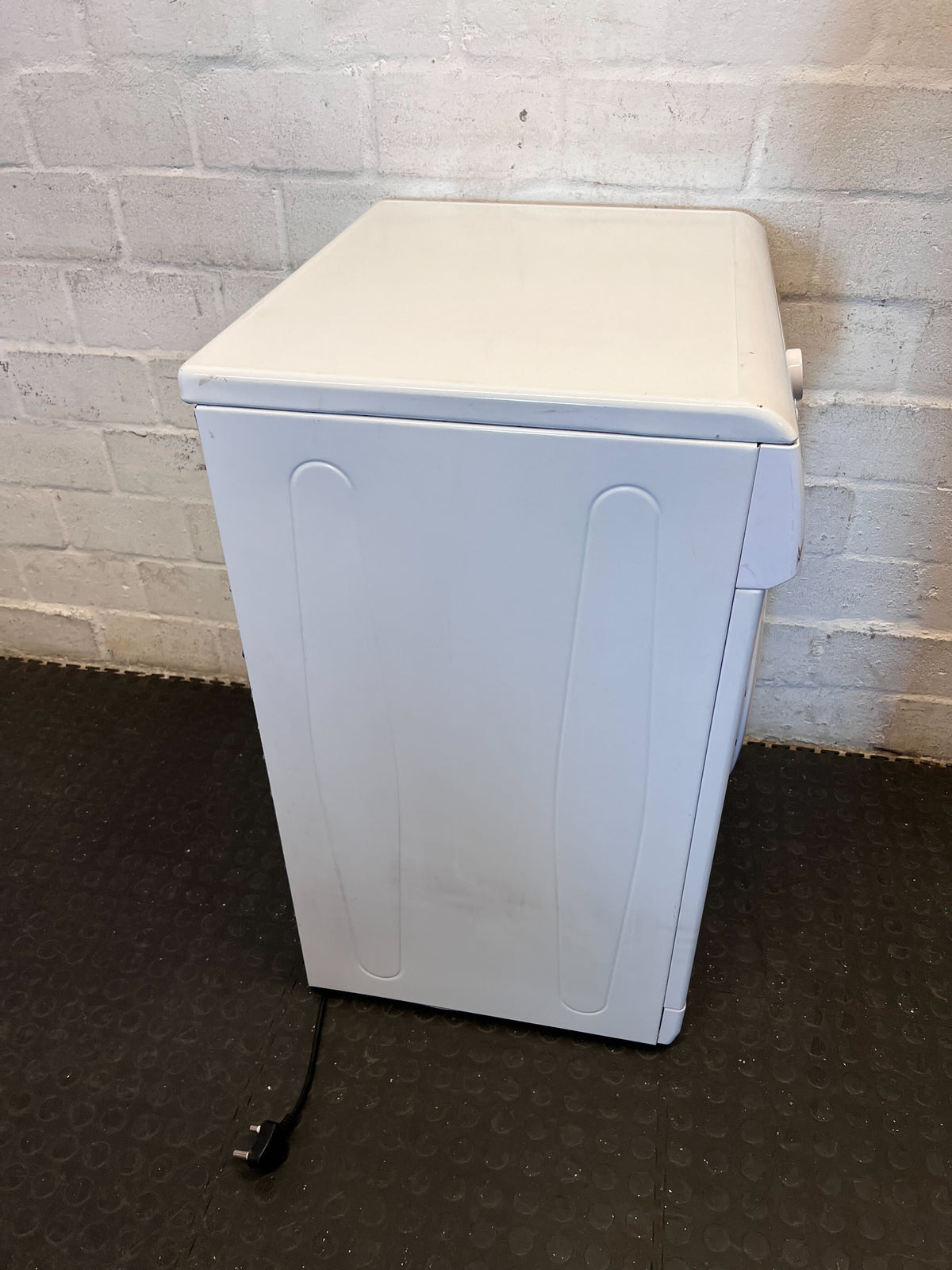 Defy White Tumble Dryer - Efficient Laundry Solution