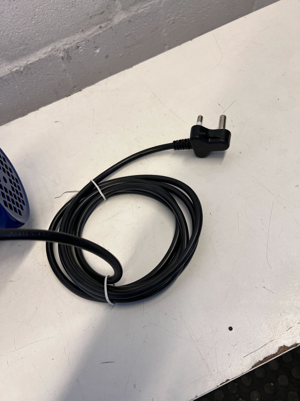 Dependable Blue Water Pump with Pressure Gauge – Like New!