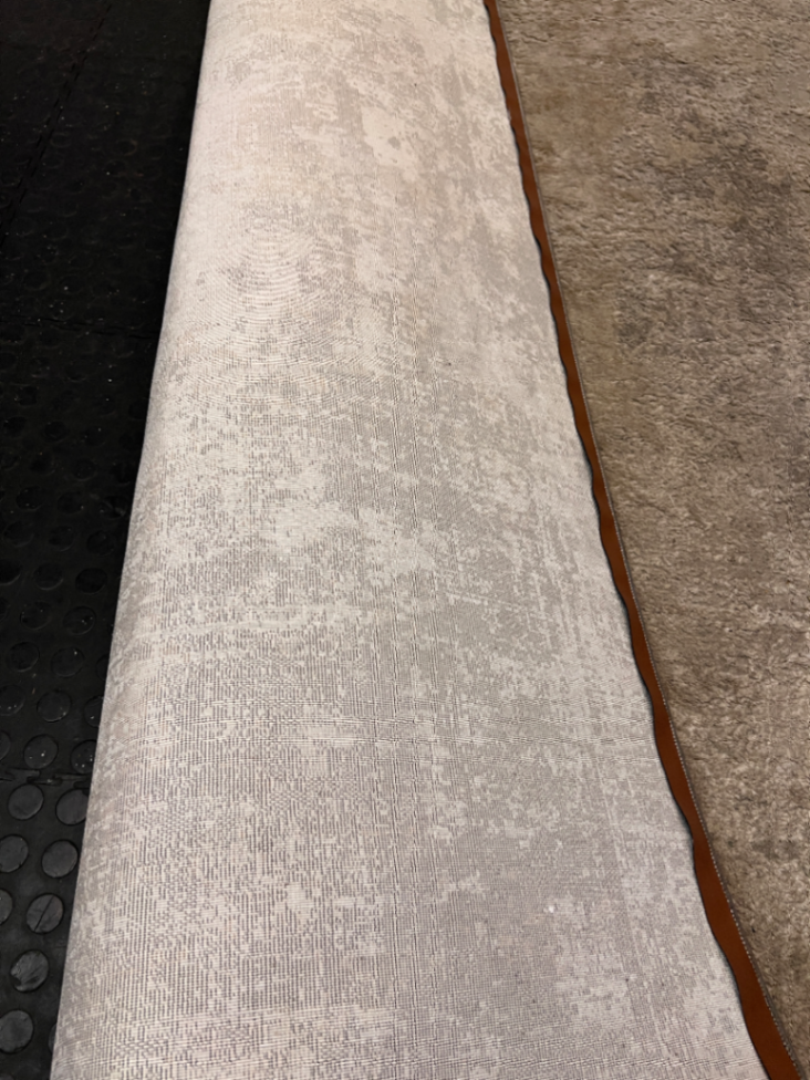 Diva Polyester Patterned Area Rug (230 x 160cm) — Used; Fair Condition