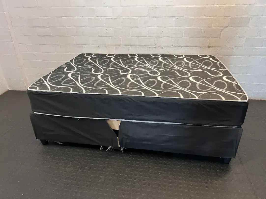 Double Bed Base Set — Damaged Base Cover & Soft Mattress - 2ndhandwarehouse.com