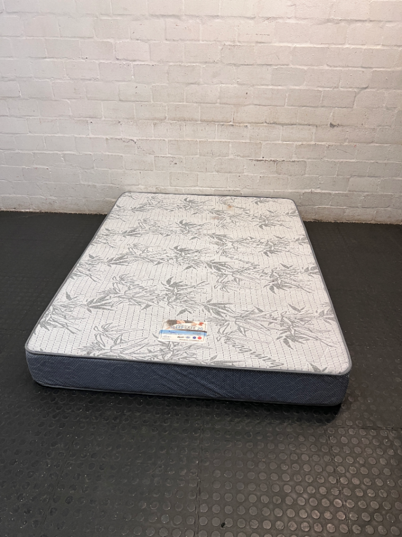 Double Mattress with Quilted Bamboo Pattern - 2ndhandwarehouse.com