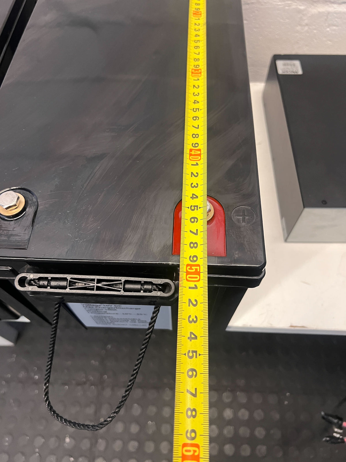 Dual Lithium-ion 24v Battery & Inverter System – 2400VA, Great Condition