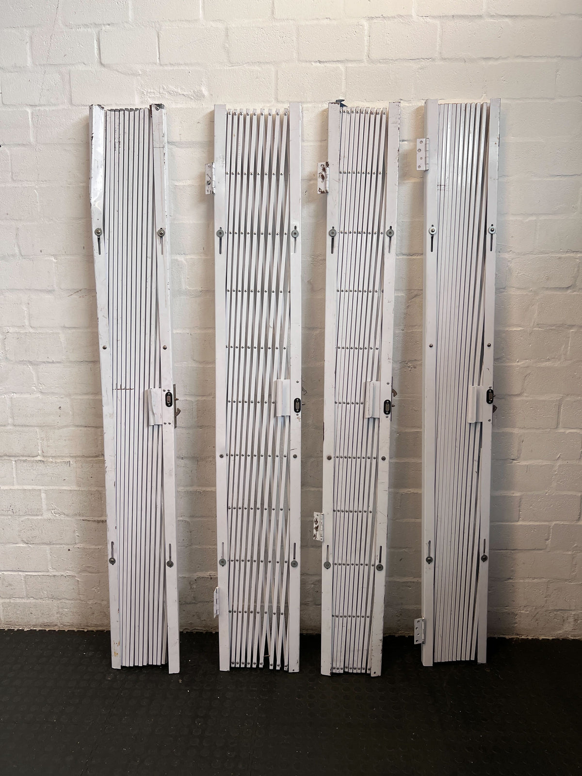 Durable Retractable Security Gate - Expandable Lattice Barrier - 2ndhandwarehouse.com