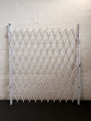 Durable Retractable Security Gate - Expandable Lattice Barrier - 2ndhandwarehouse.com