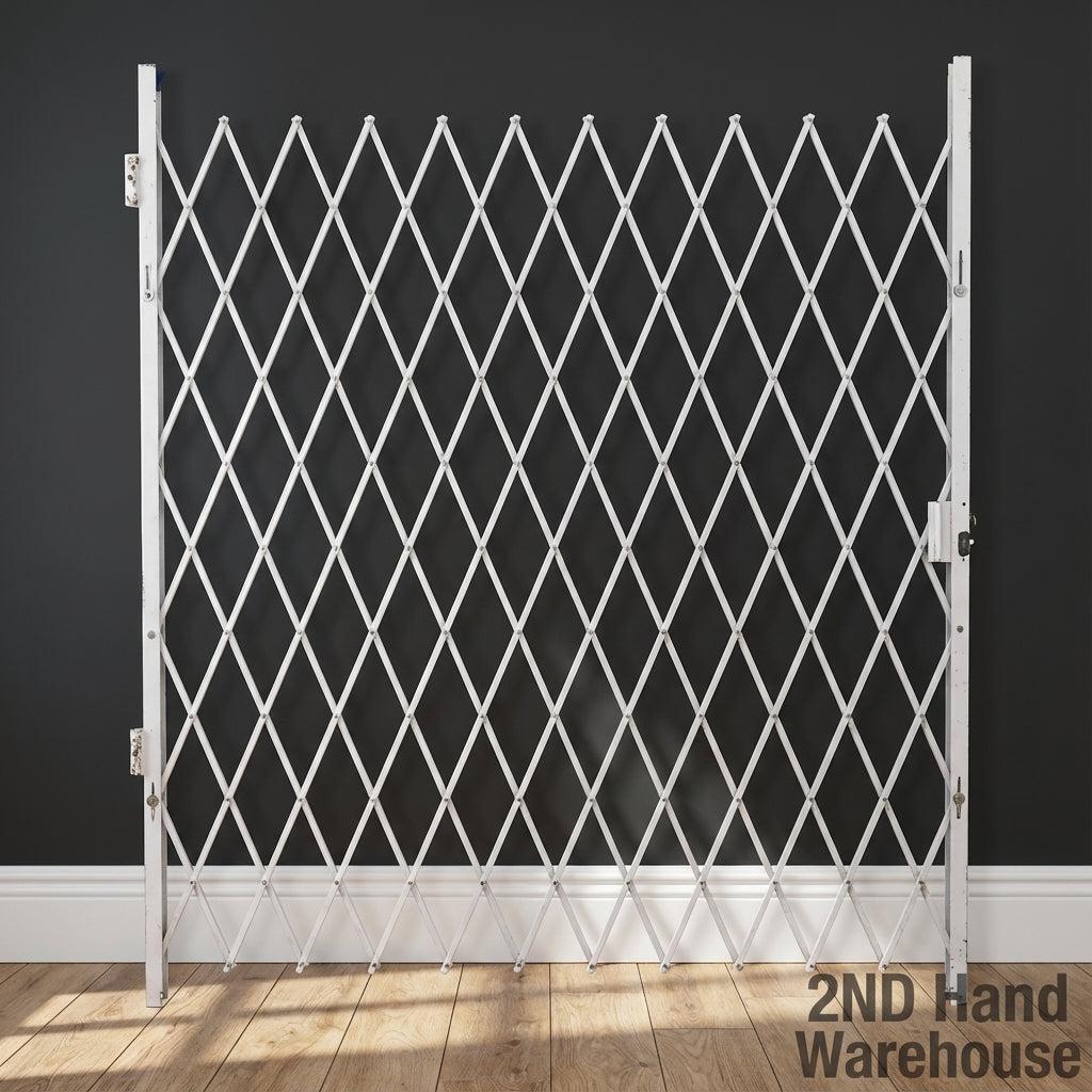 Durable Retractable Security Gate - Expandable Lattice Barrier - 2ndhandwarehouse.com