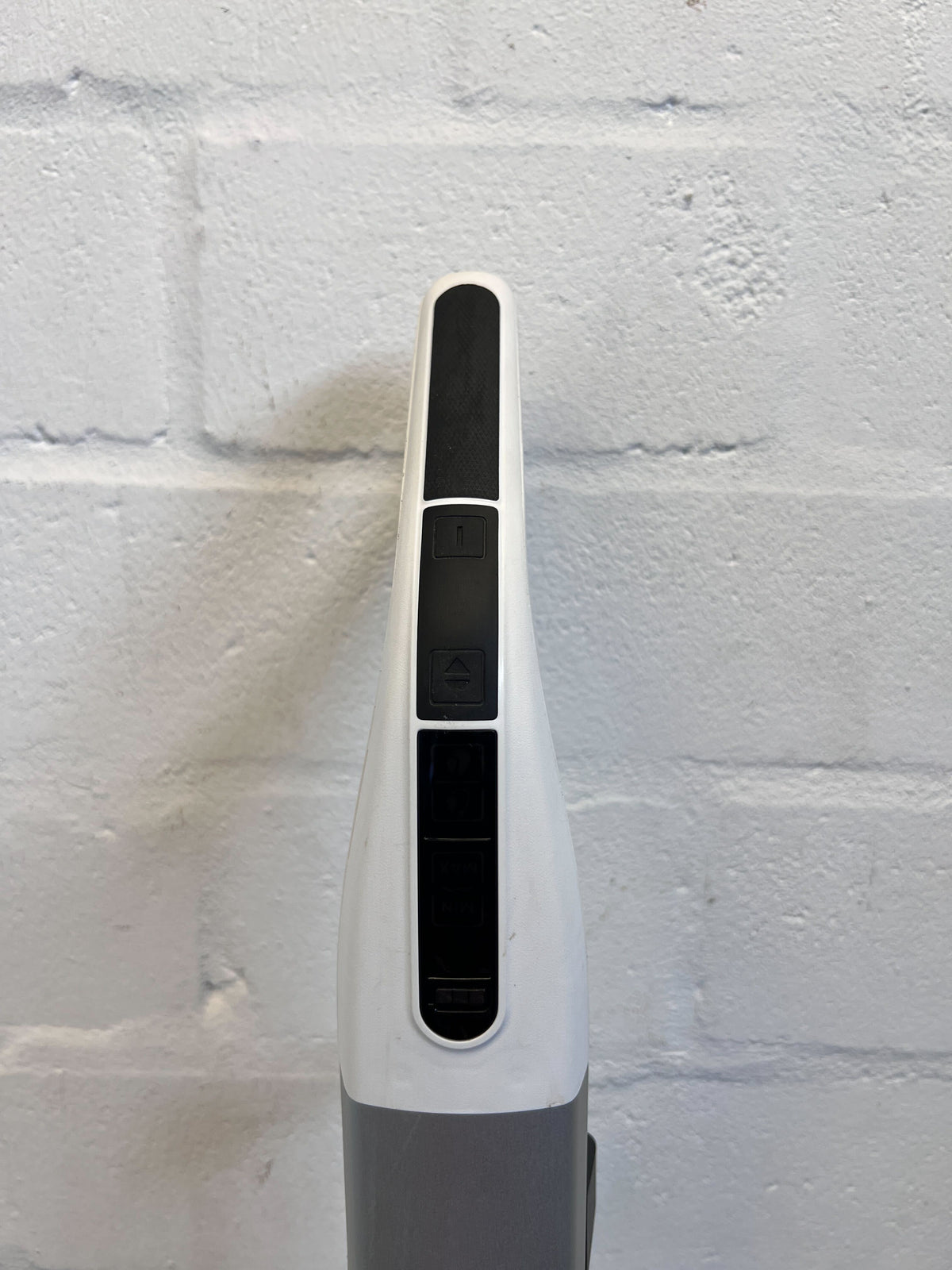 Efficient Cordless Grey Floor Vacuum with Accessories - Minor Wear