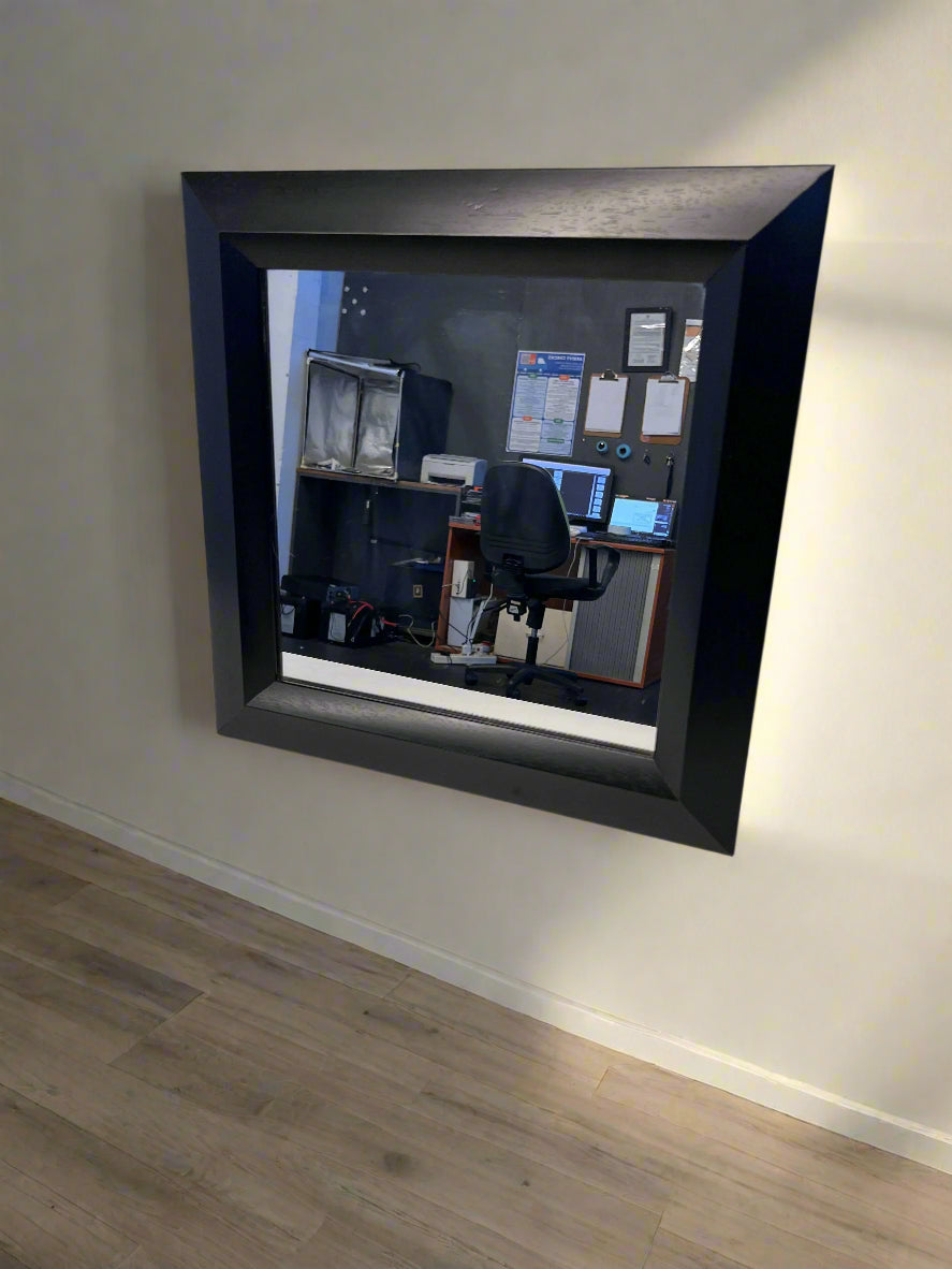 Elegant Black Framed Mirror – Modern Square Design