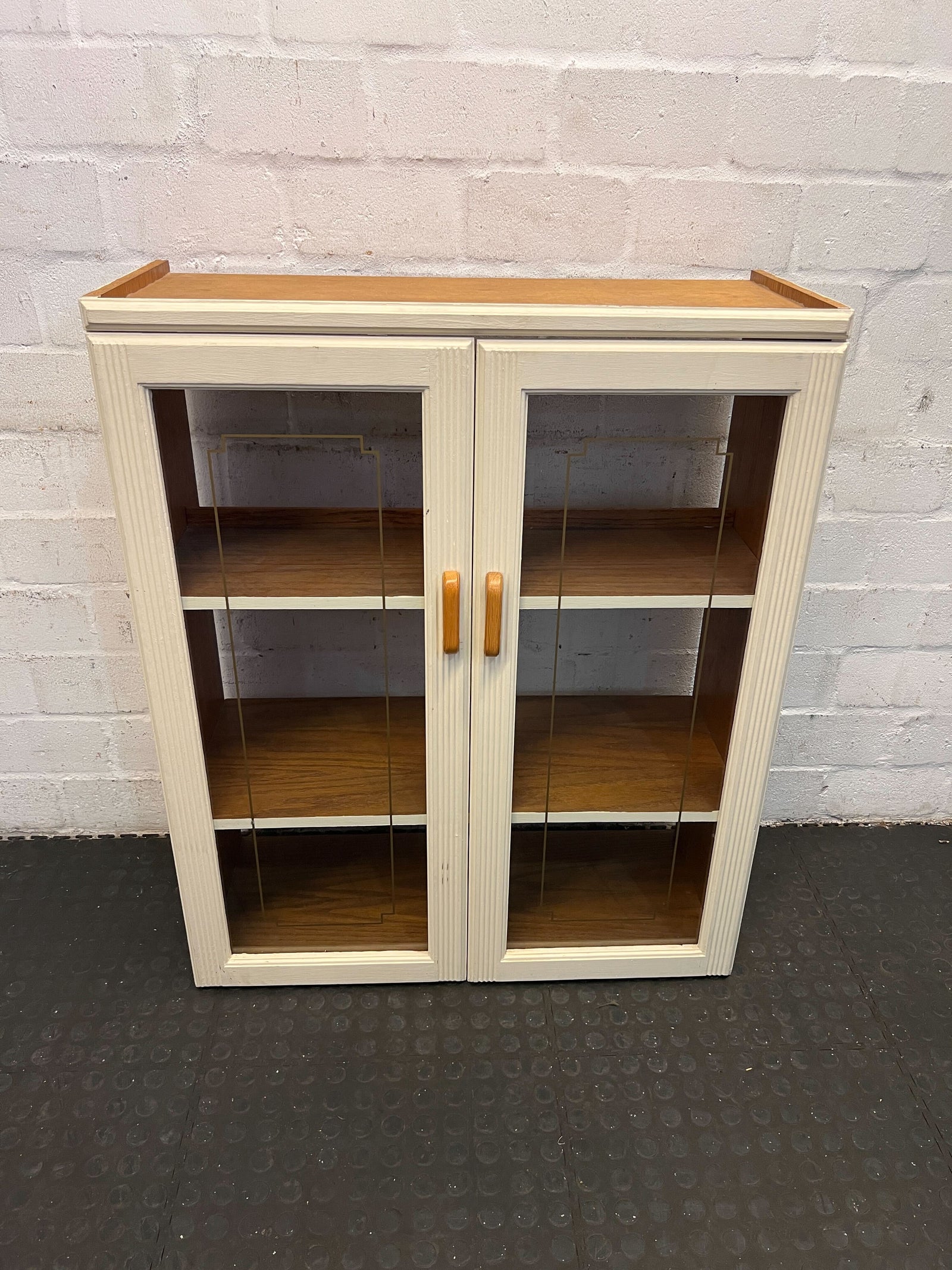 Elegant Cream Glass-Front Display Cabinet with Wooden Accents