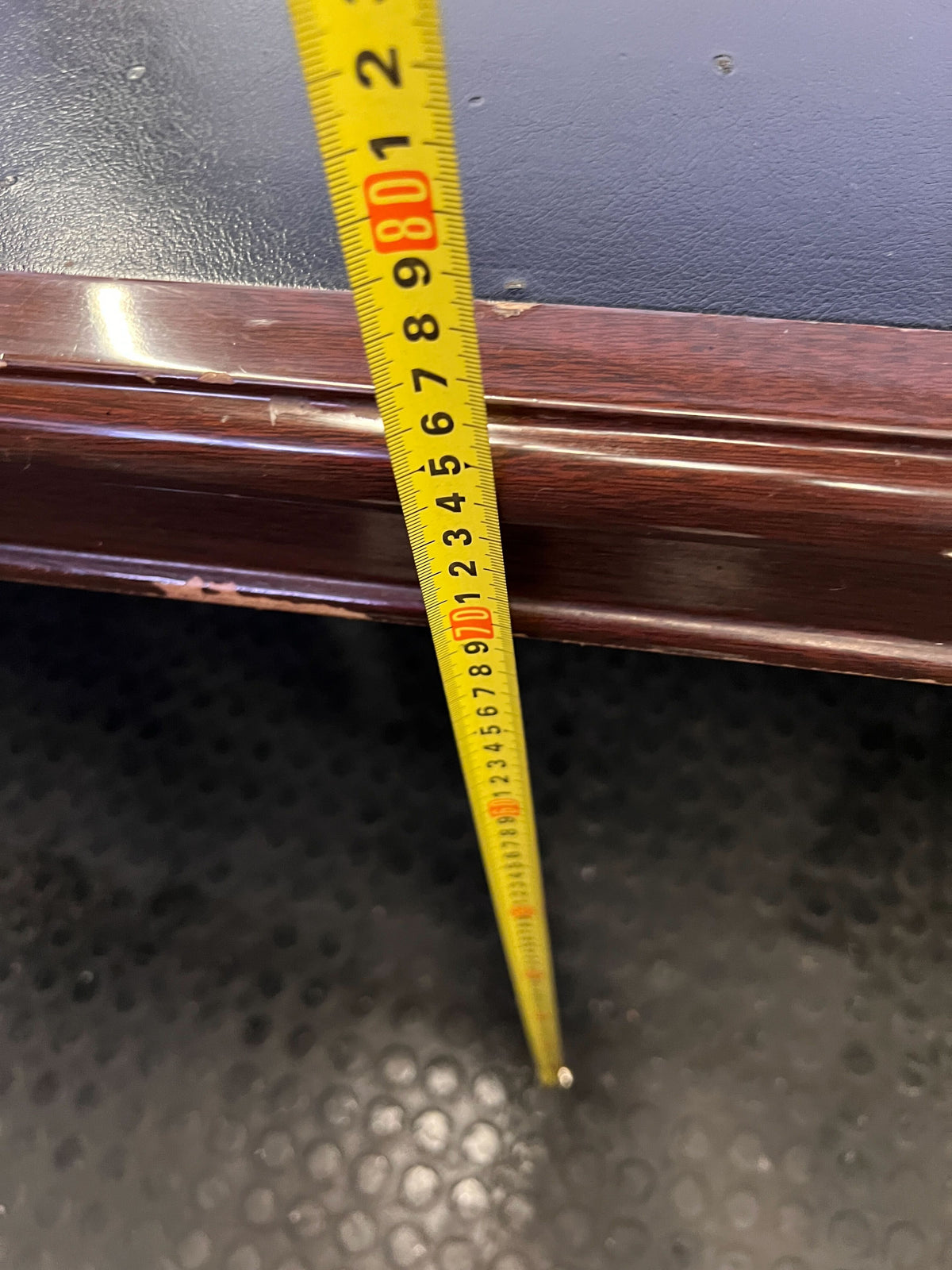 Elegant Executive Dark Wood Office Desk - Need assembling - 2ndhandwarehouse.com