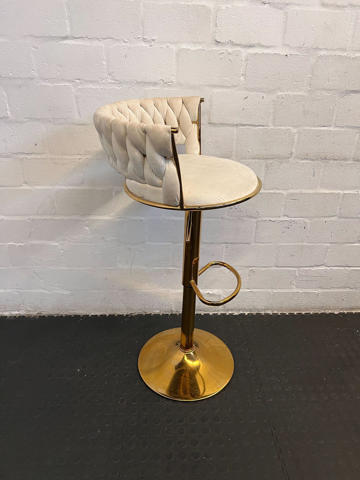 Elegant Gold and Cream Velvet Bar Stool with Backrest - 2ndhandwarehouse.com