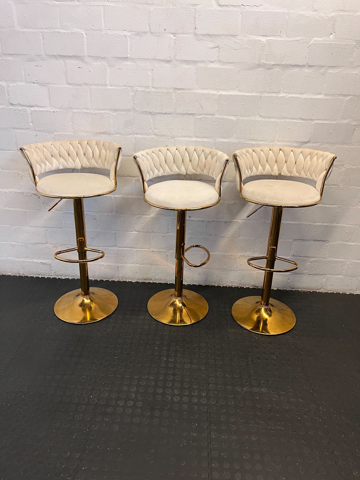 Elegant Gold and Cream Velvet Bar Stool with Backrest - 2ndhandwarehouse.com