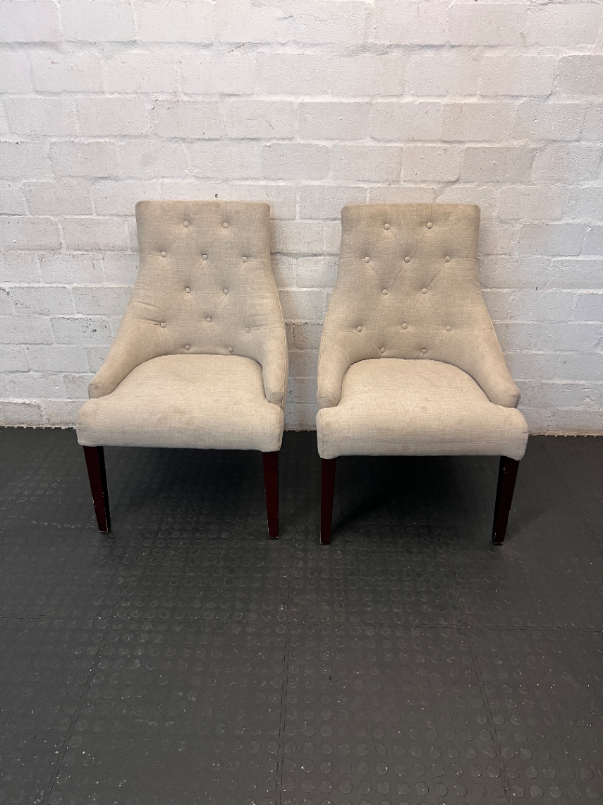 Elegant Grey Button-Back Accent Chair - Minor Scuffing on Legs - 2ndhandwarehouse.com