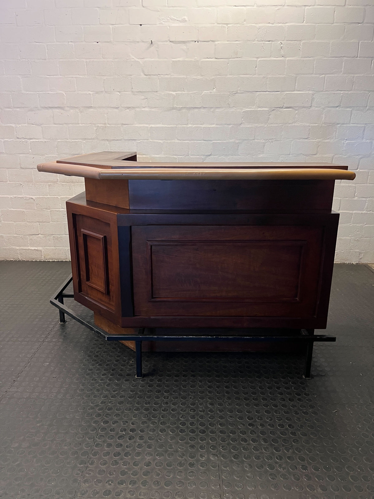 Elegant L-Shaped Wooden Bar Counter