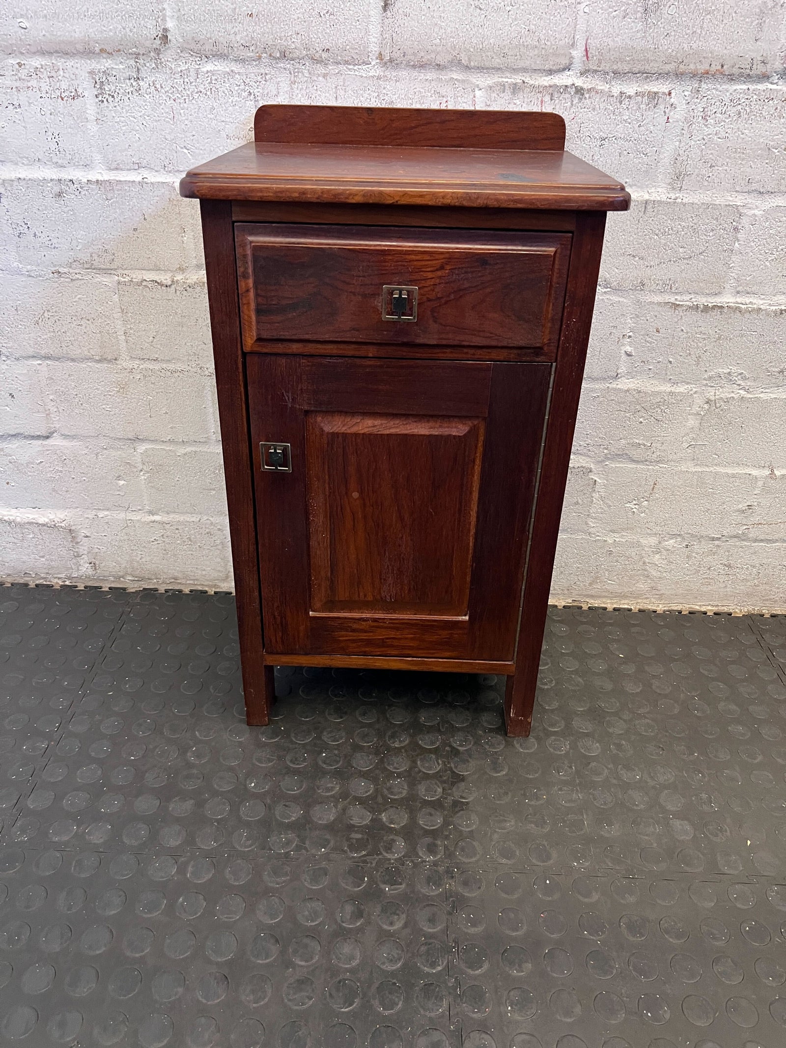 Elegant Mahogany Nightstand with Drawer and Door - REDUCED