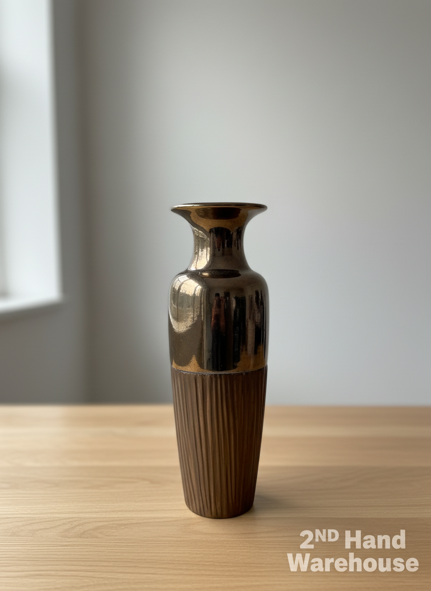 Elegant Two-Tone Metallic Ribbed Vase | Modern Bronze Decor