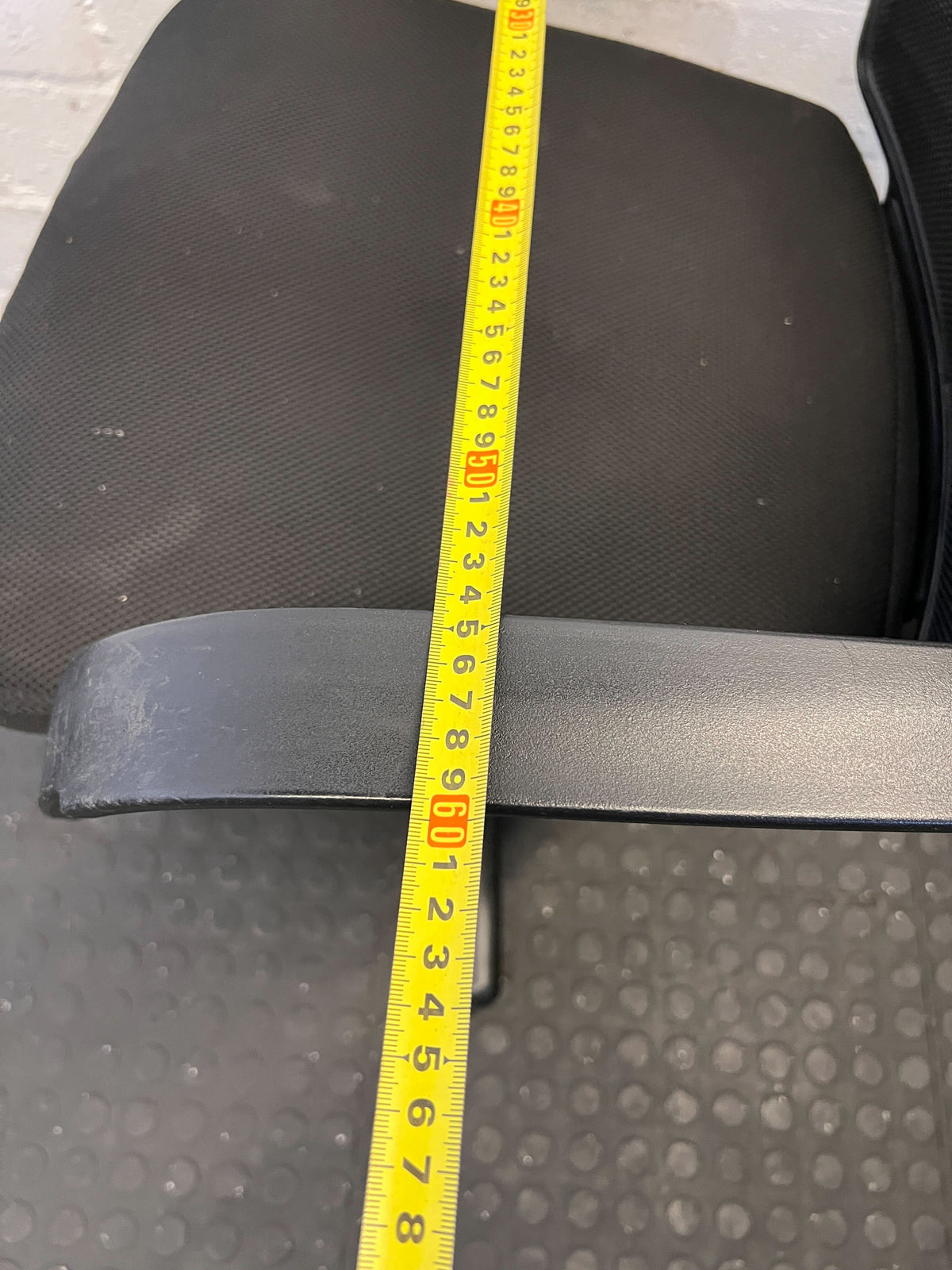 Ergonomic Black Mesh Office Chair with Armrests