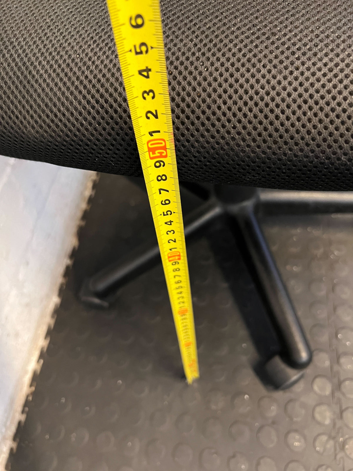 Ergonomic Black Mesh Office Chair with Armrests