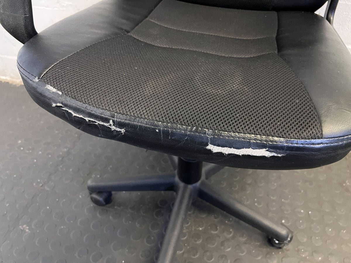 Ergonomic Black Office Chair with Minor Wear and Tear