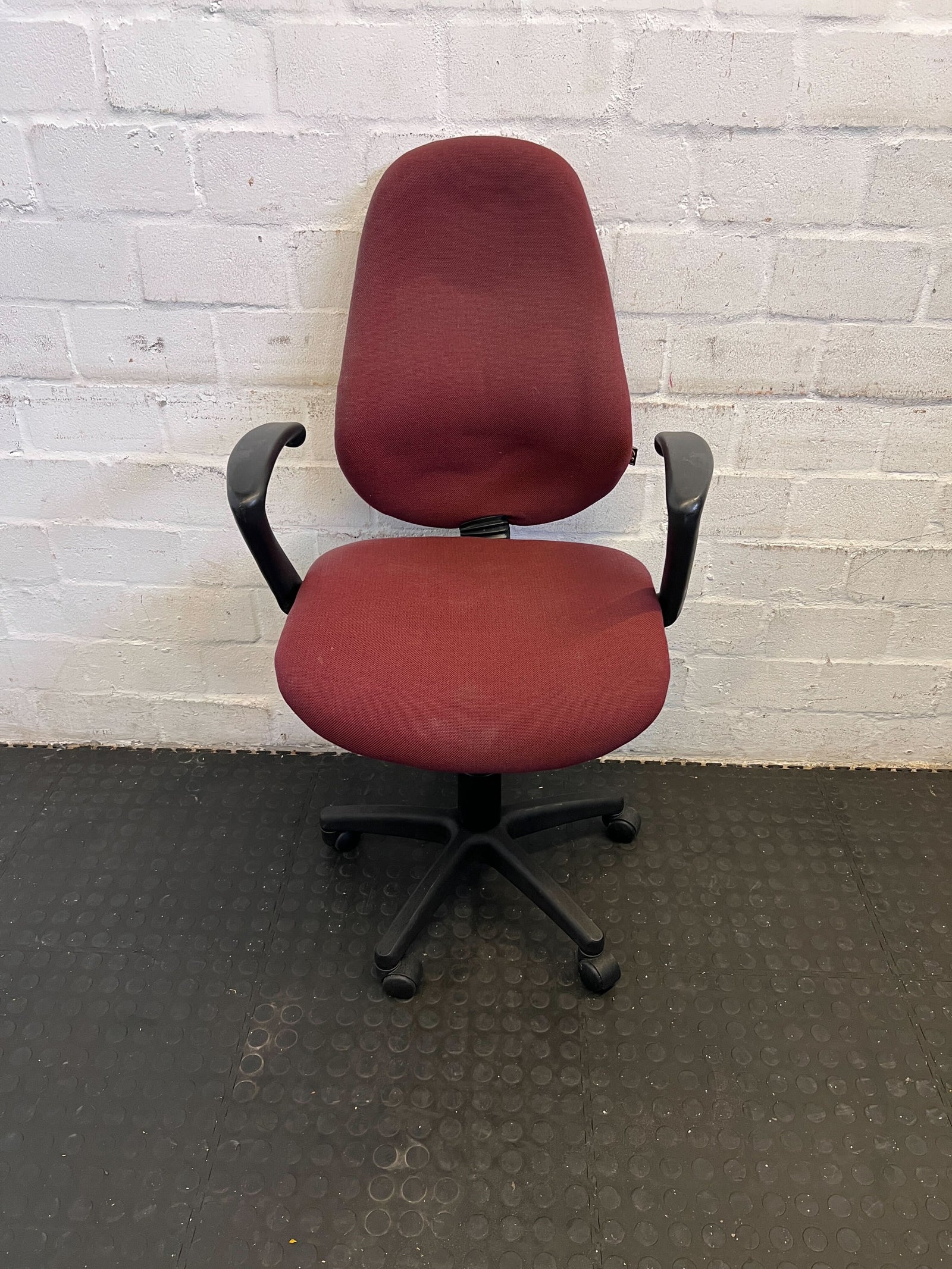 Ergonomic Burgundy Office Chair with Minor Wear - Ideal for Home Office