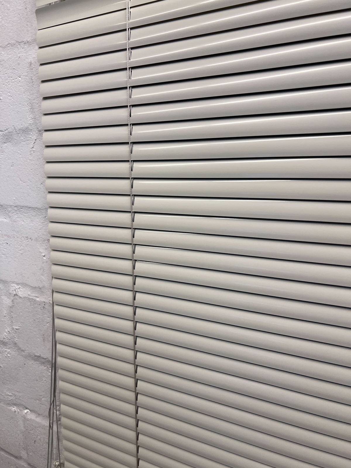 Essential White Aluminum Blinds 77 BY 180 - Minor Wear, Functional and Stylish