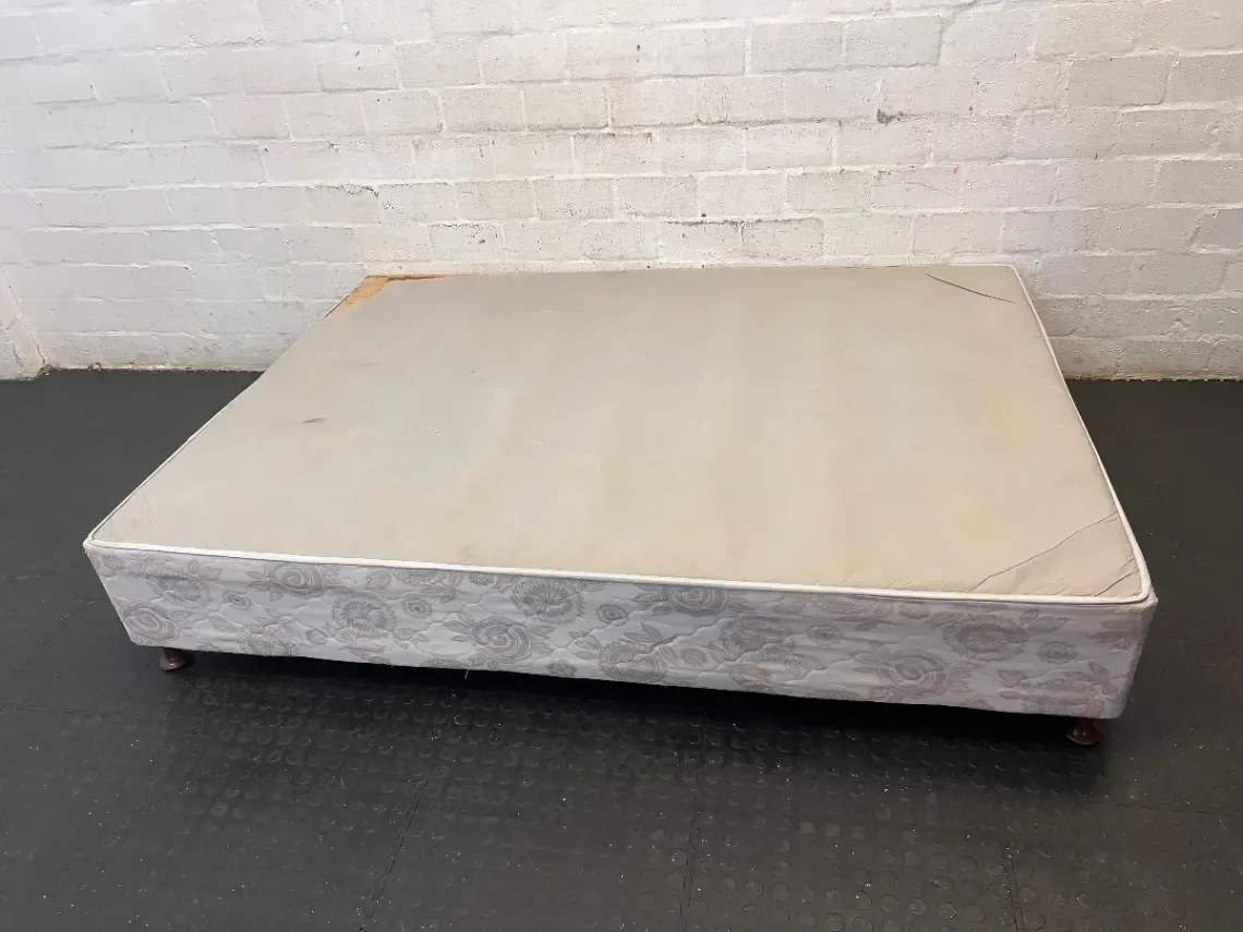 Floral Patterned Double Bed Base - 2ndhandwarehouse.com