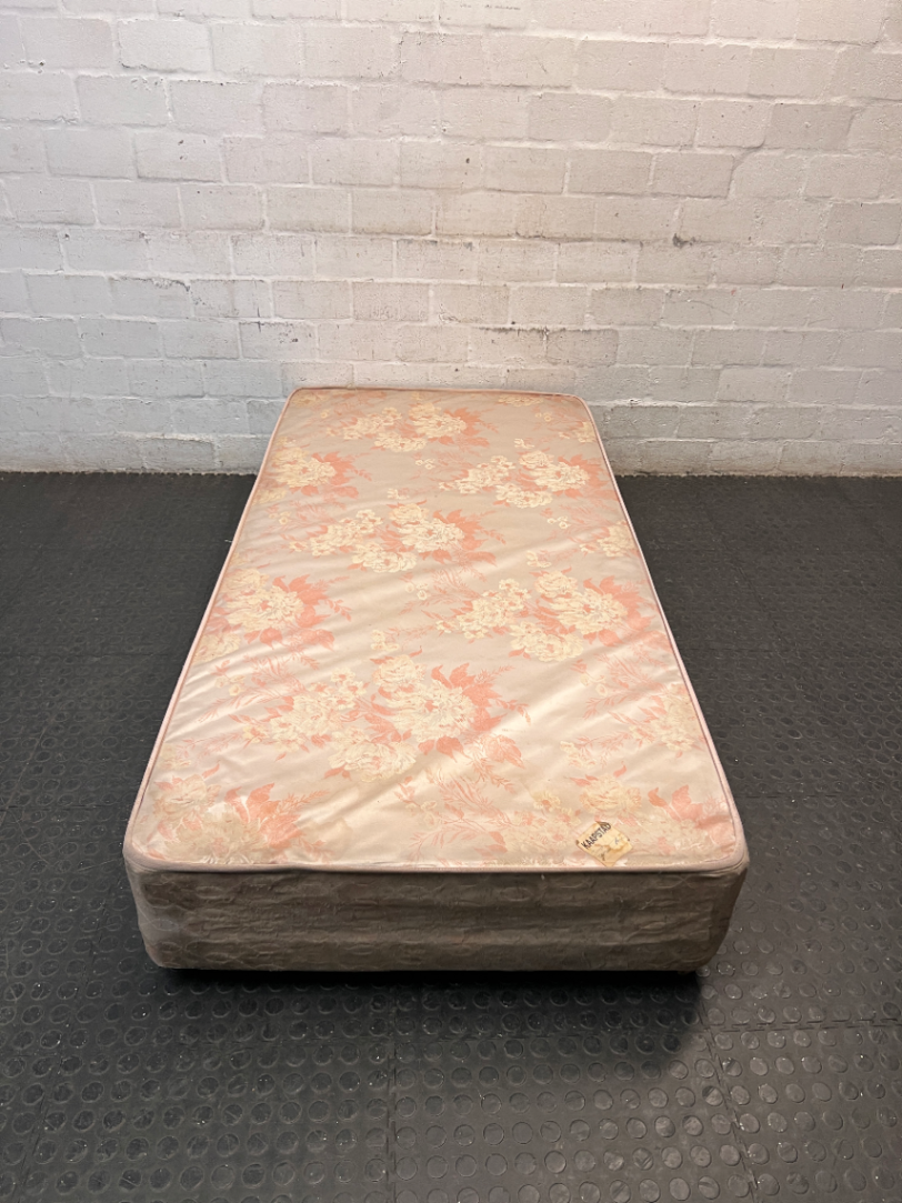 Floral Upholstered Single Base Set — Visible Water Damage Stain