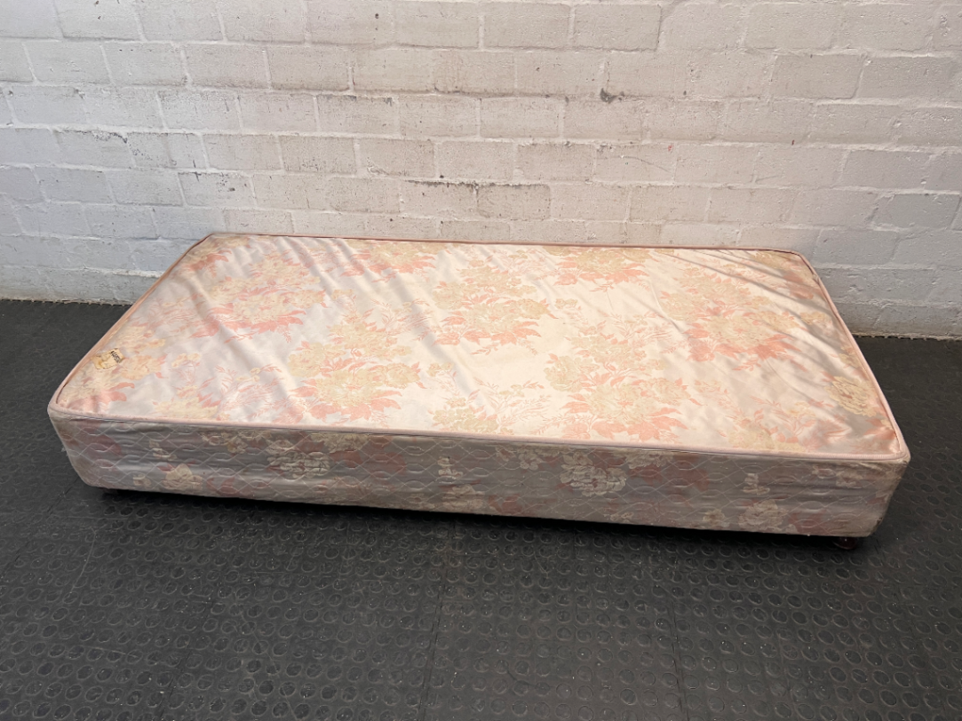 Floral Upholstered Single Base Set — Visible Water Damage Stain