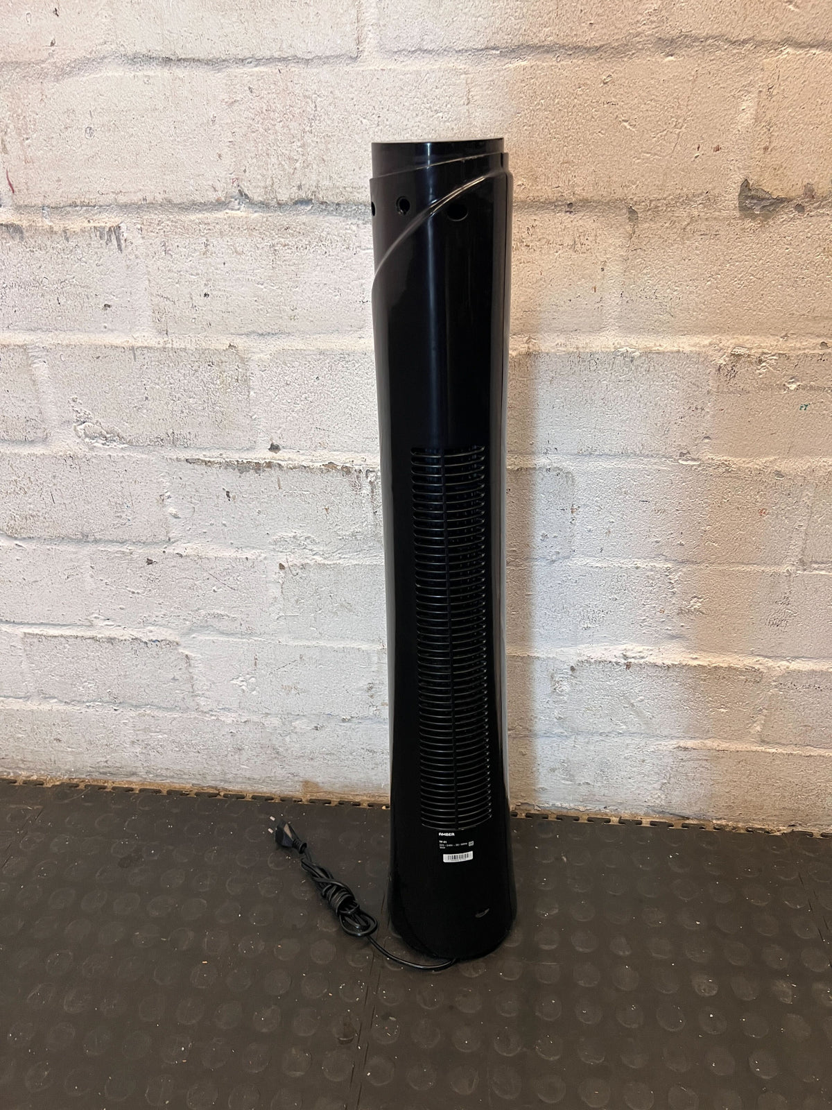 Flow standing fan  -Sleek Black Column Electric Heater - 2ndhandwarehouse.com