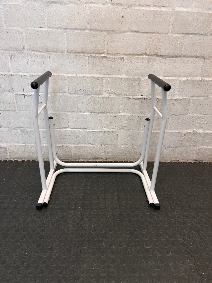 Freestanding Tubular Steel Toilet Support Rail