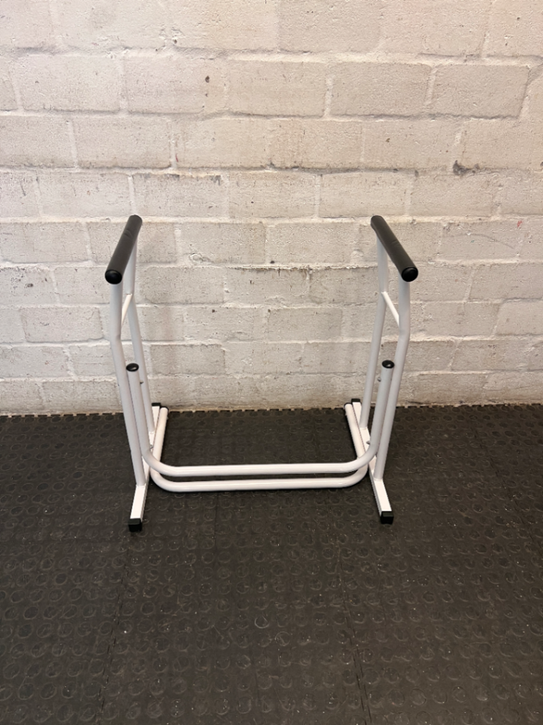 Freestanding Tubular Steel Toilet Support Rail