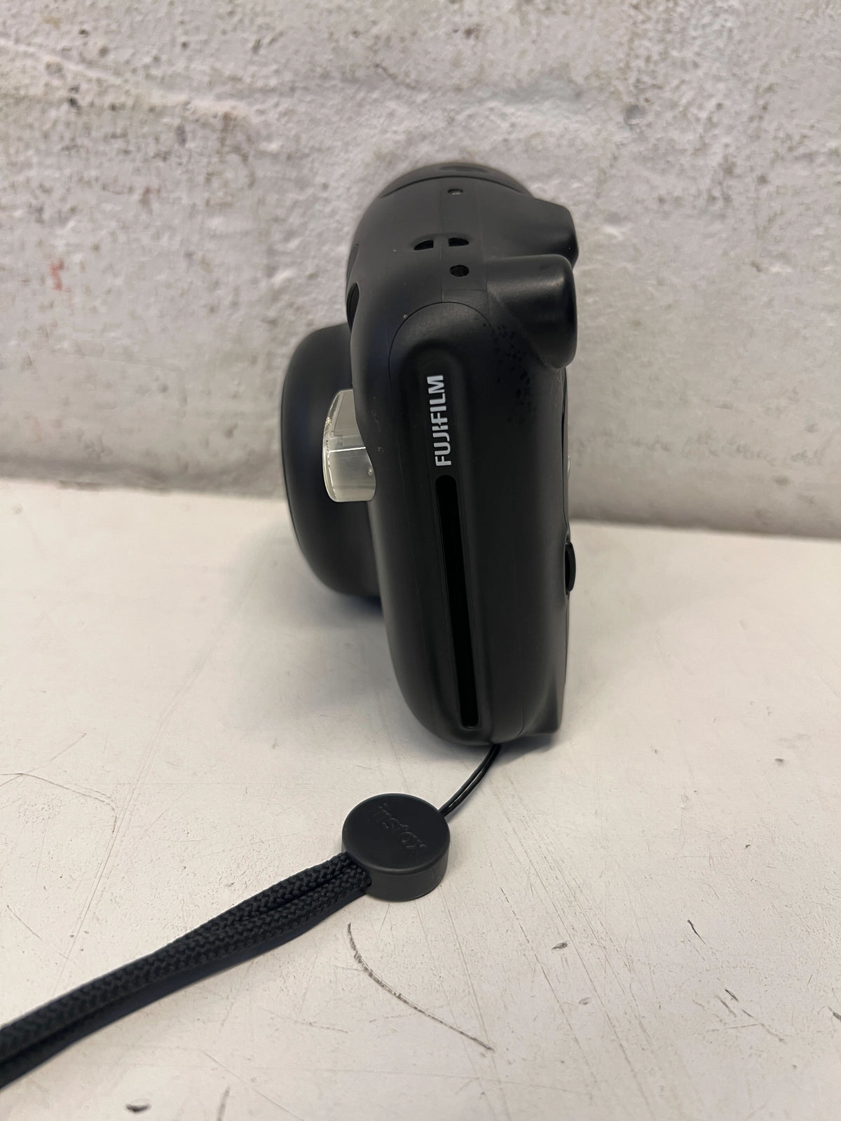 Fujifilm Instax Mini 11 Instant Camera - Black - 2ndhandwarehouse.com