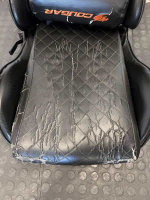 Gaming chair top only  - Damaged and the base that contains wheels is missing - 2ndhandwarehouse.com