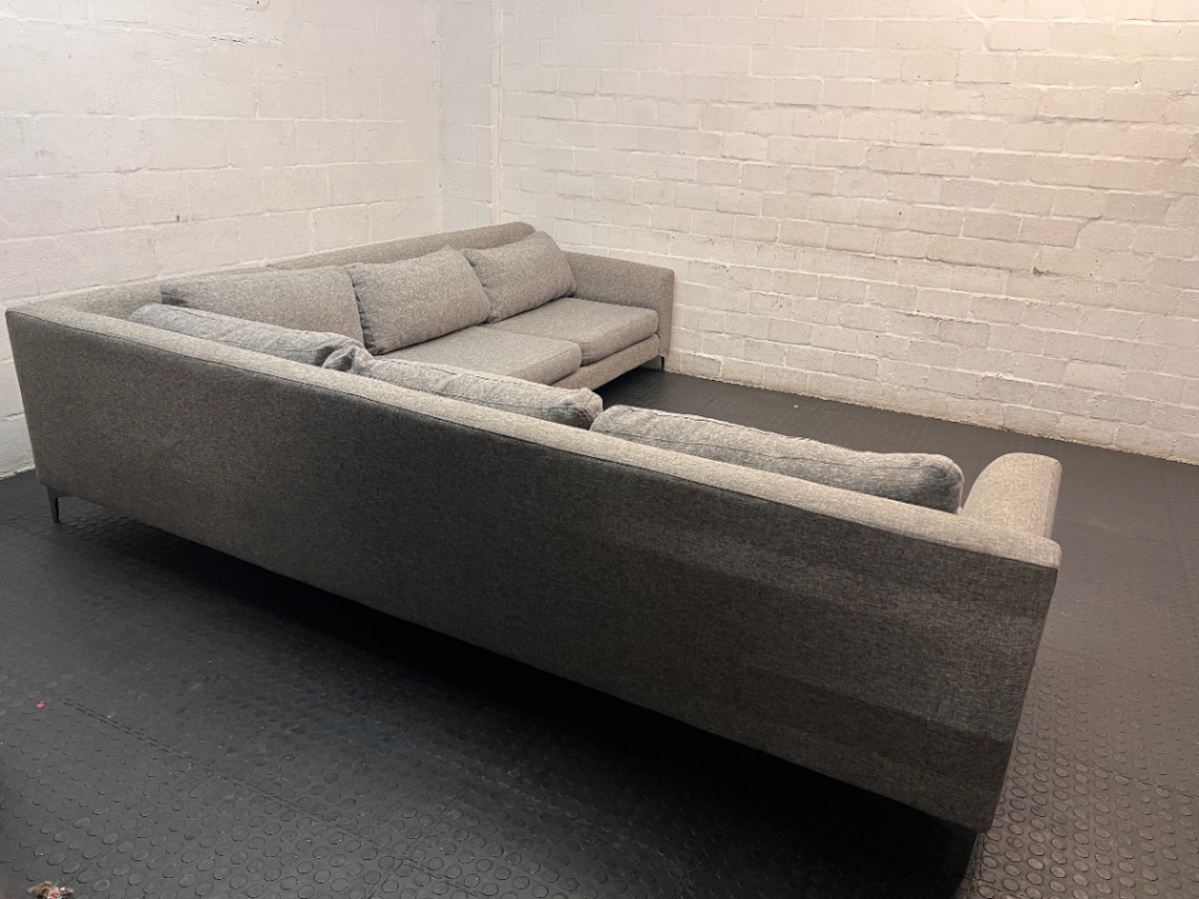Grey Fabric L-Shape Corner Couch — Very Good Condition - 2ndhandwarehouse.com
