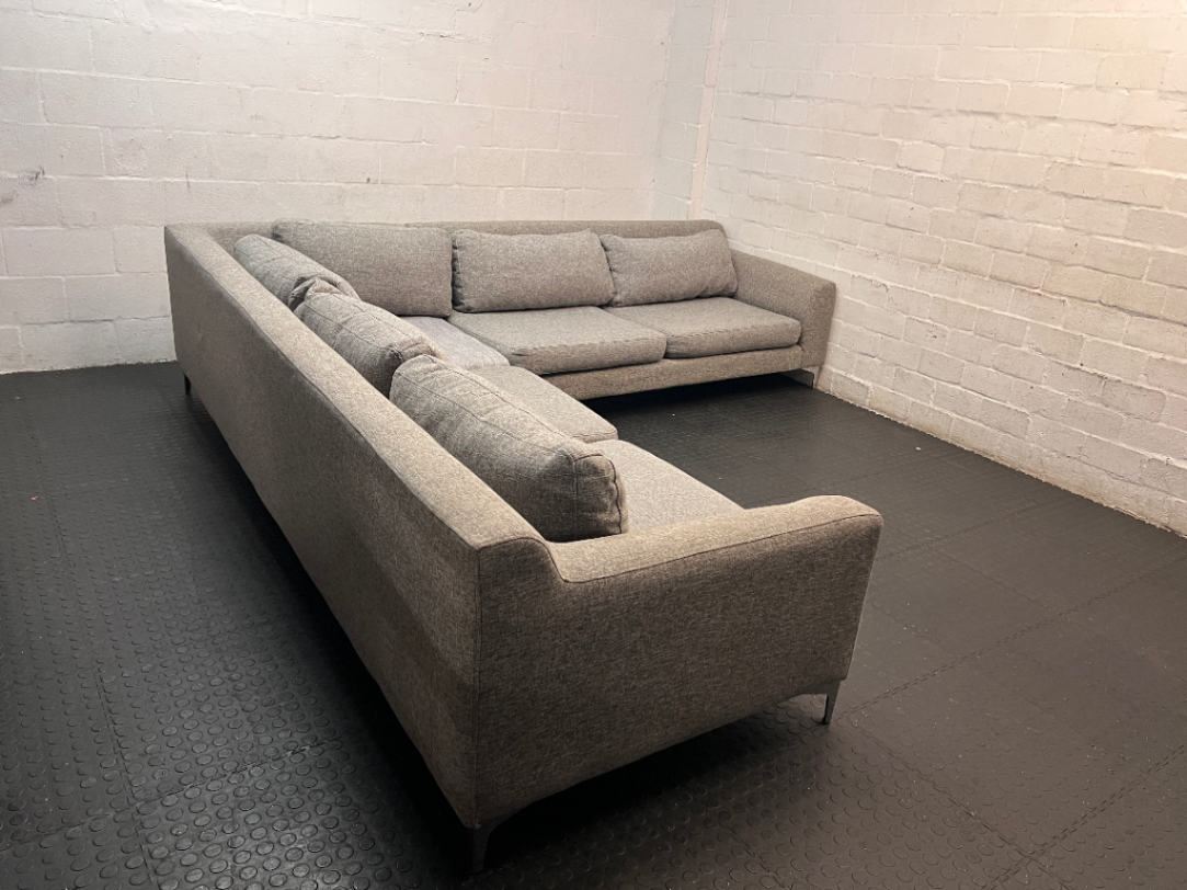 Grey Fabric L-Shape Corner Couch — Very Good Condition - 2ndhandwarehouse.com