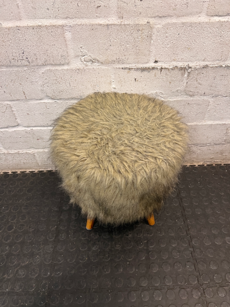 Grey Faux Fur Ottoman with Wooden Legs — Slightly Dirty Faux Fur Upholstery