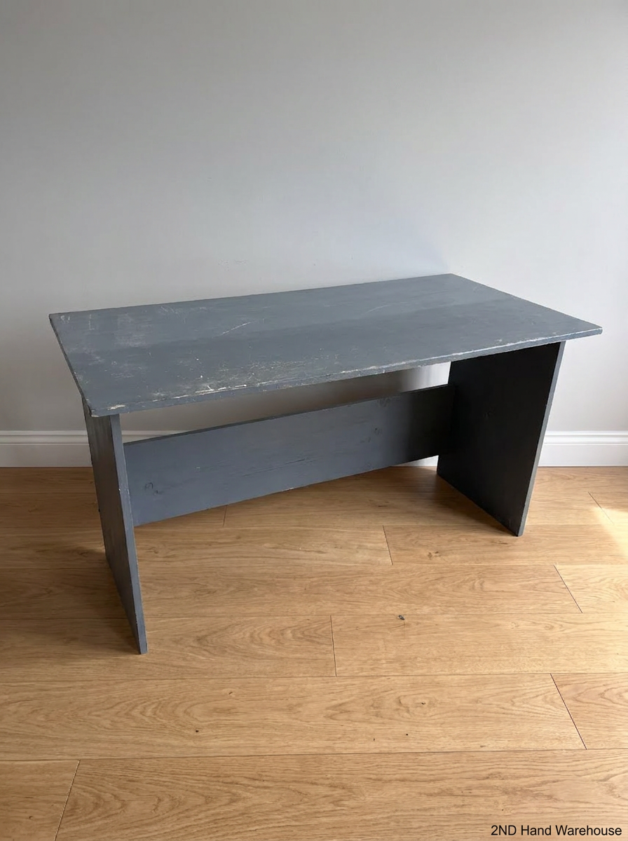 Grey Minimalist Office Desk - 2ndhandwarehouse.com