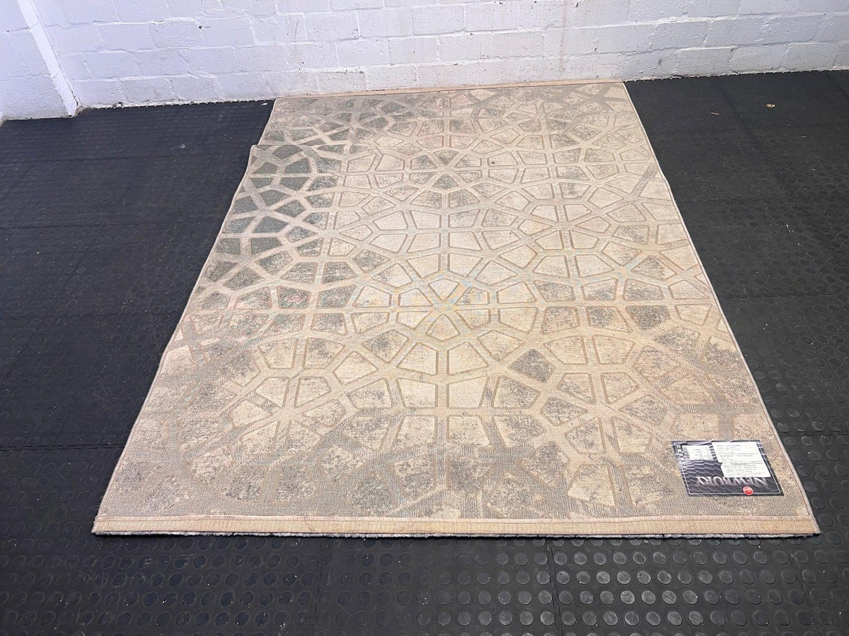 Grey and Beige Decorative Carpet (160cm x 222cm) - PRICE DROP