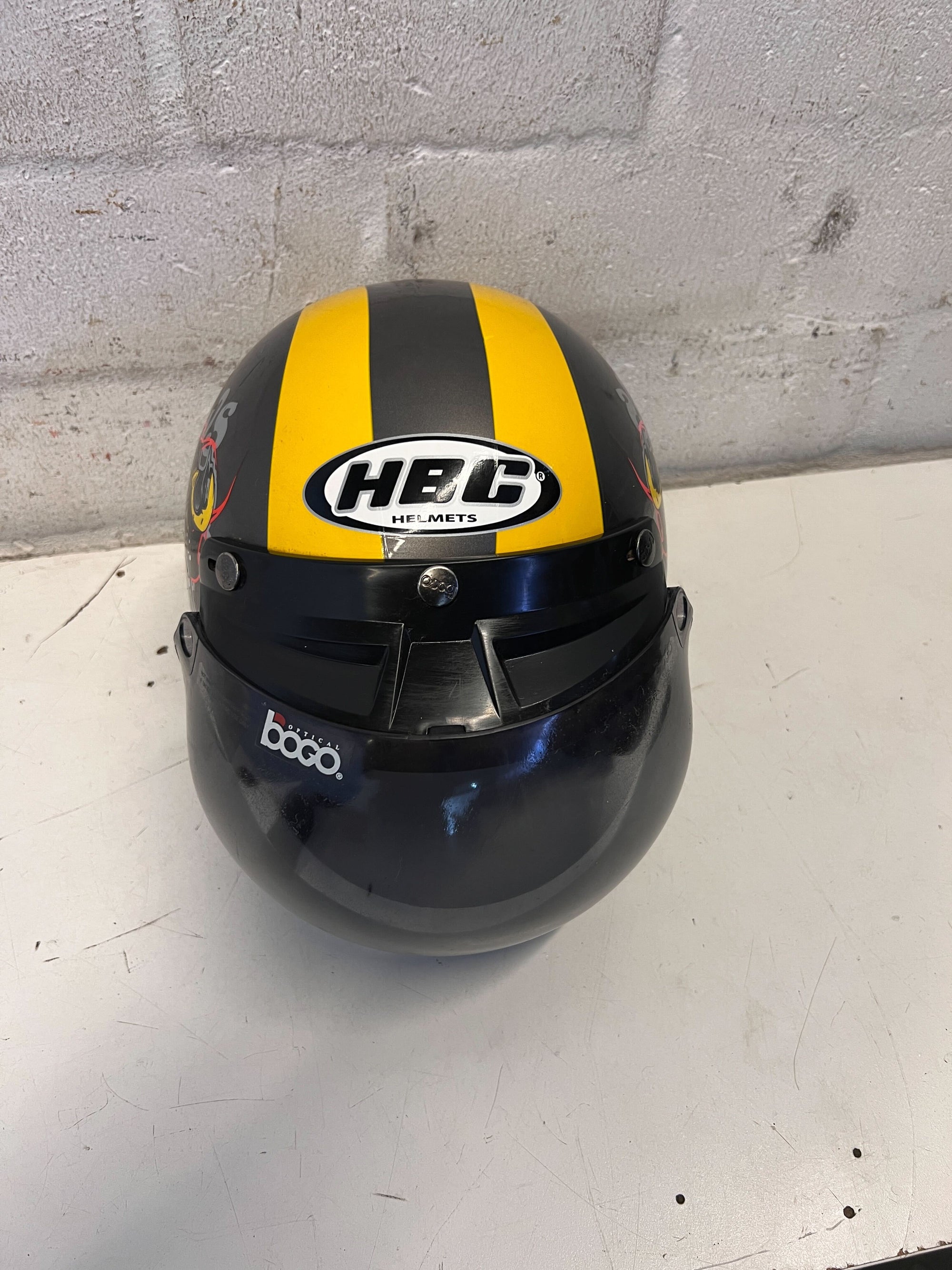 HBC Bogo Open-Face Helmet – Matte Black with Yellow Racing Stripes