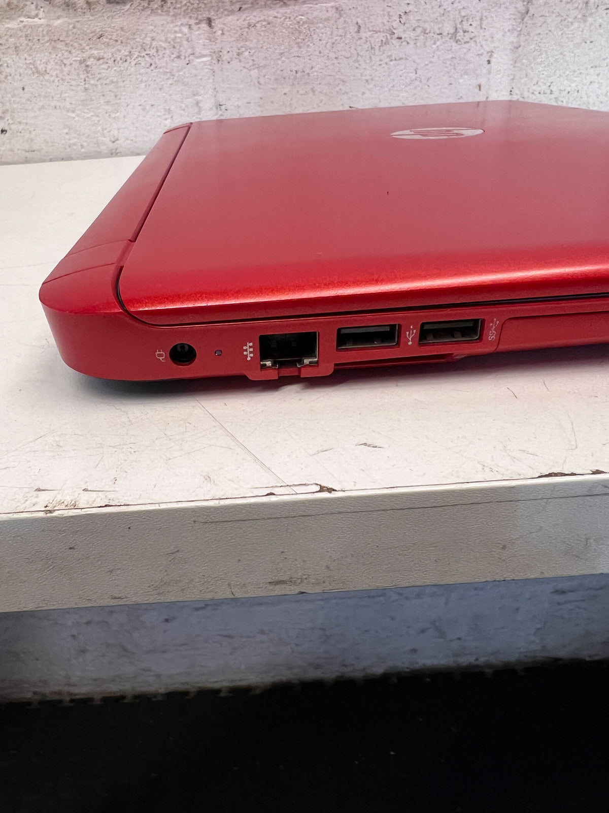 HP Pavilion Red & Grey Laptop - Intel Core i3 - Includes Charger - 2ndhandwarehouse.com