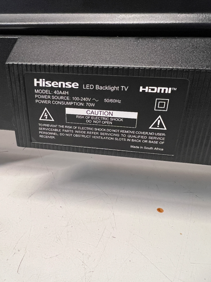 Hisense Flat Screen TV with Remote — Working Well; Used Condition