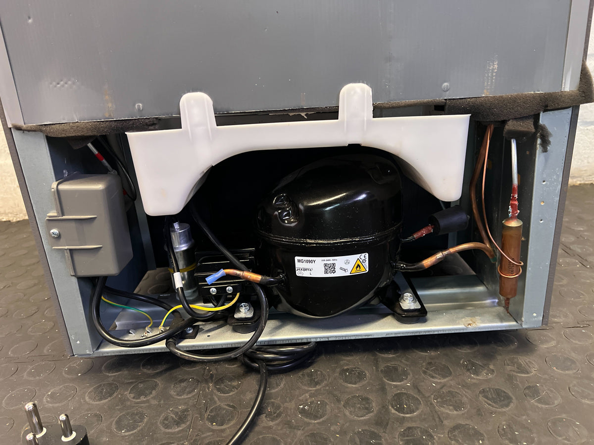 Hisense Grey Top-Freezer Fridge - small scratch