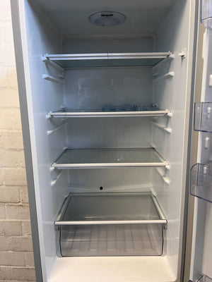 Hisense Silver Fridge Freezer - Modern & Reliable