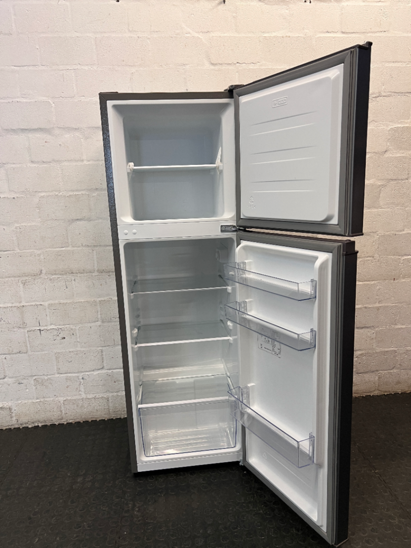 Hisense Silver Top-Mount Fridge Freezer — Good Working Order
