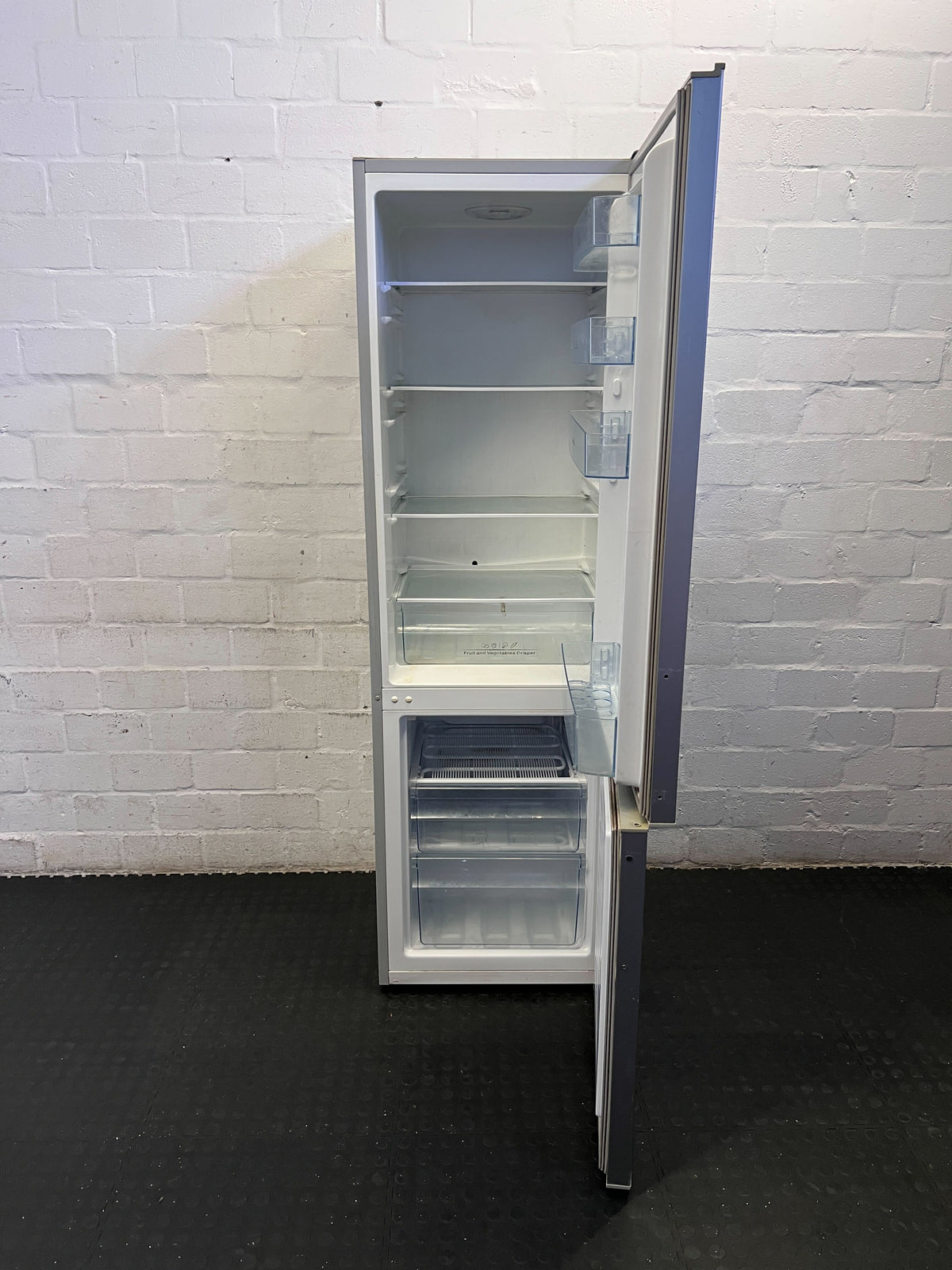 Hisense Sleek Silver Fridge Freezer