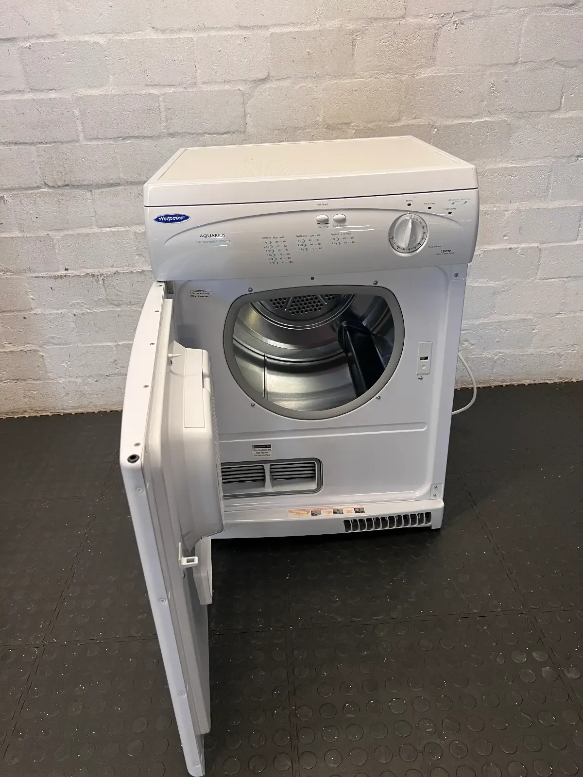 Hotpoint Aquarius TDC32 Condenser Tumble Dryer - Excellent Condition - 2ndhandwarehouse.com