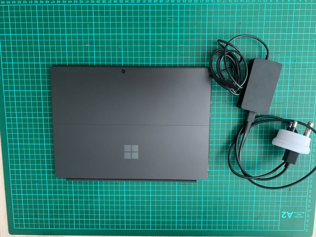 Versatile Microsoft Surface Pro-style 2-in-1 Laptop with Keyboard - 2ndhandwarehouse.com